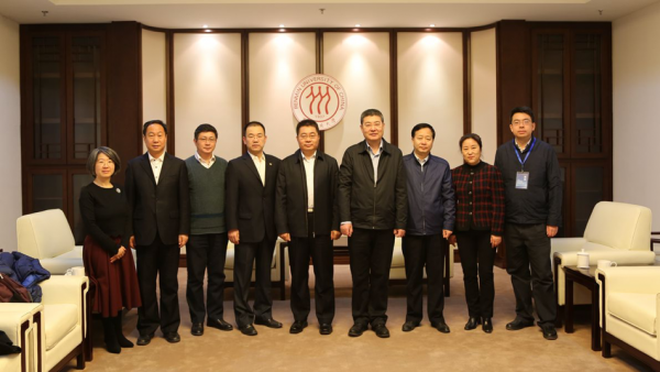 Leaders of the State Archives Administration and the Office of the Inter-ministerial Joint Meeting of the State Electronic Records Management attended the meeting and delivered speeches